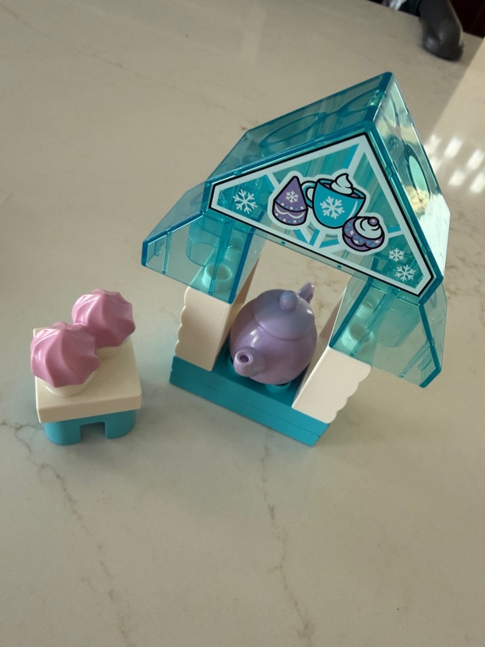 LEGO Duplo 10920 Elsa and Olaf’s Tea Party - Picture 4 of 8